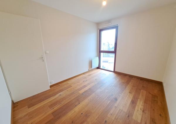 T3 AVEC BALCON ET GARAGE ref 1-35