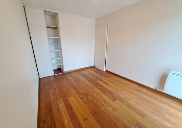 T3 AVEC BALCON ET GARAGE ref 1-35