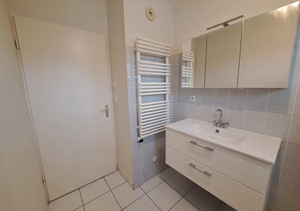 T3 AVEC BALCON ET GARAGE ref 1-35