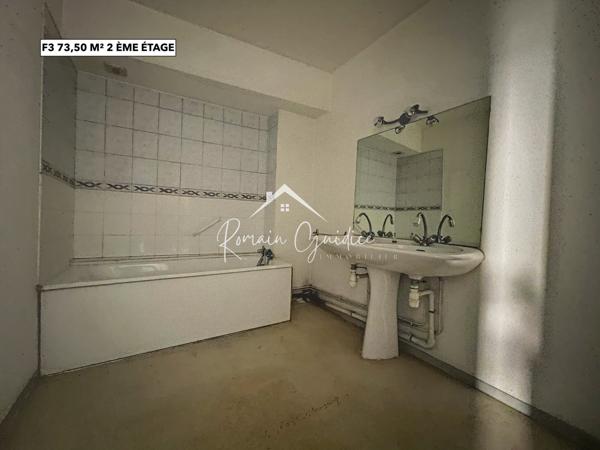 Millau (12100) IMMEUBLE DE RAPPORT de 321 M² AVEC LOCAL COMMERCIAL HYPERCENTRE