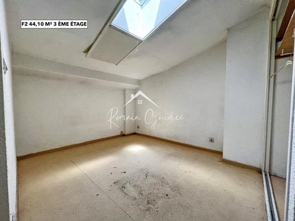 Millau (12100) IMMEUBLE DE RAPPORT de 321 M² AVEC LOCAL COMMERCIAL HYPERCENTRE