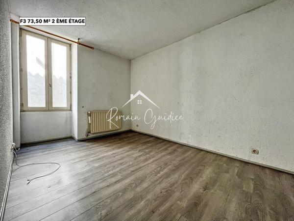 Millau (12100) IMMEUBLE DE RAPPORT de 321 M² AVEC LOCAL COMMERCIAL HYPERCENTRE