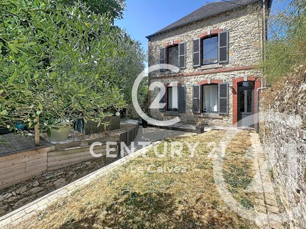 Maison à vendre  6 pièces - 159 m 2   GUINGAMP  - 22
