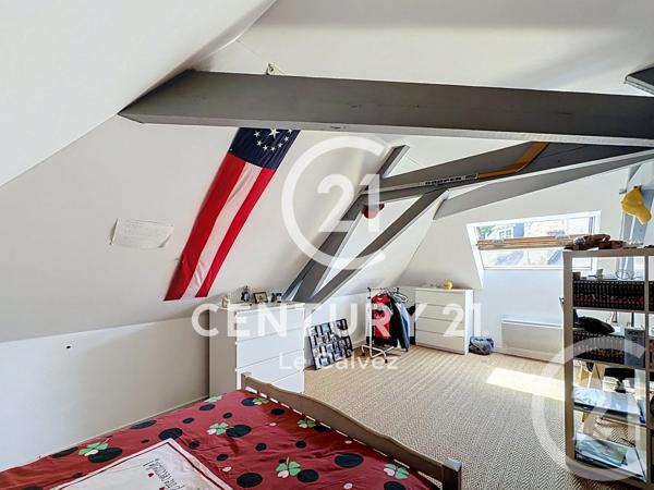 Maison à vendre  6 pièces - 159 m 2   GUINGAMP  - 22