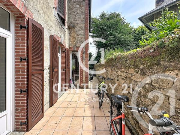 Maison à vendre  6 pièces - 159 m 2   GUINGAMP  - 22