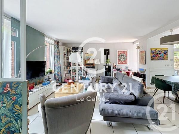 Maison à vendre  6 pièces - 159 m 2   GUINGAMP  - 22