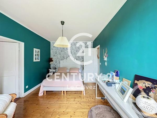 Maison à vendre  6 pièces - 159 m 2   GUINGAMP  - 22