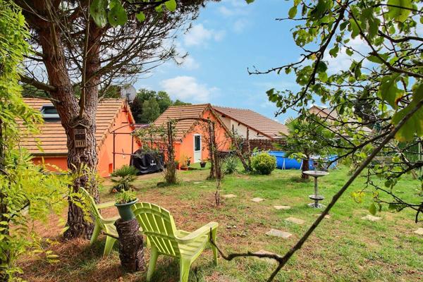 Maison ancienne rénovée 2 chambres secteur EPERNON avec dépendance, atelier et garage