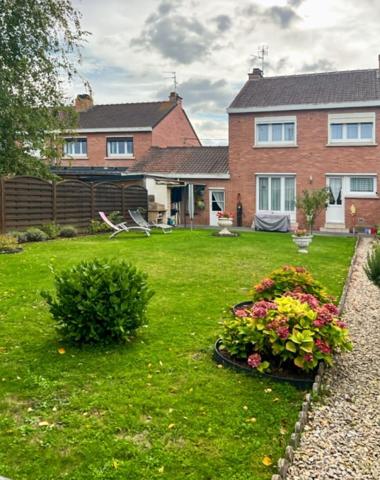 Maison semi-individuelle Lambersart 82 m2, 3 chambres, garage