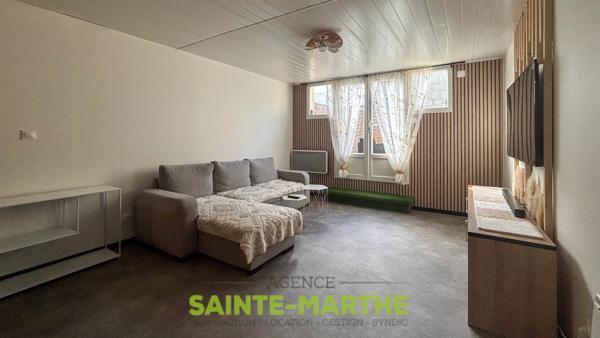 Niort. Appartement T2 bis rénové, meublé. Niort (79000)