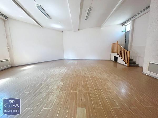 Immeuble à vendre 117m² Saint-Genis-Laval (69230)