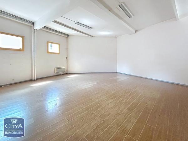 Immeuble à vendre 117m² Saint-Genis-Laval (69230)