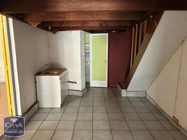 Immeuble à vendre 117m² Saint-Genis-Laval (69230)