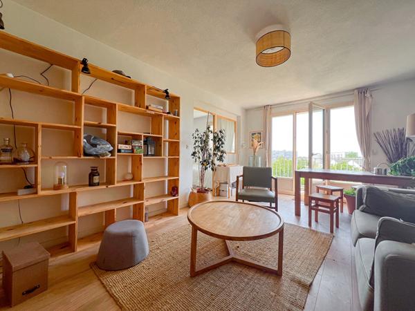 Appartement 4 pièces à vendre à Angers - La Madeleine, dernier étage avec terrasses