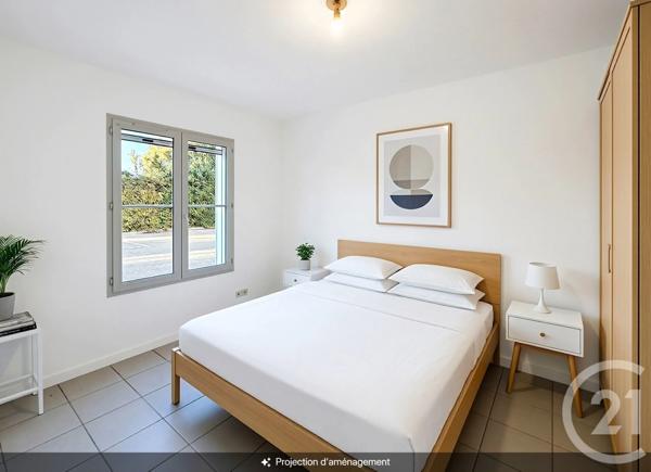 Appartement T3 à vendre  3 pièces - 66,89 m 2   CHATEAURENARD  - 13