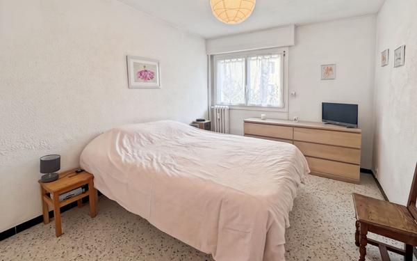 Appartement à vendre    3 pièces •  Hyères