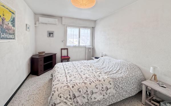 Appartement à vendre    3 pièces •  Hyères