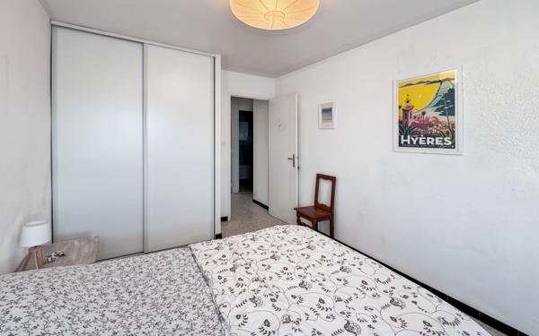 Appartement à vendre    3 pièces •  Hyères