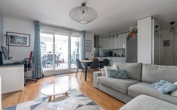 Appartement à vendre    4 pièces • 84 m2 Maisons-Alfort