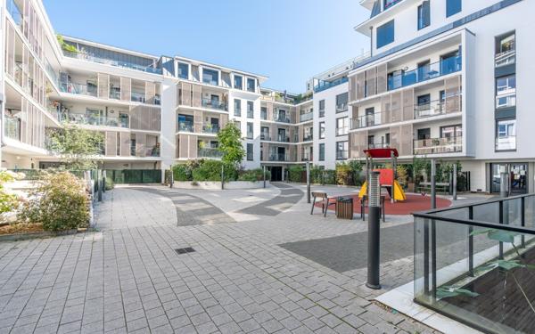 Appartement à vendre    4 pièces • 84 m2 Maisons-Alfort
