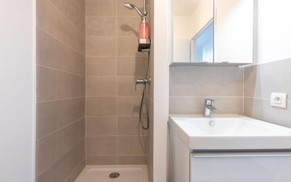 Appartement à vendre    4 pièces • 84 m2 Maisons-Alfort