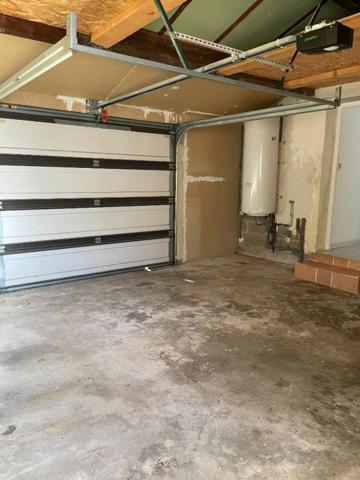 MAISON DE PLAIN PIED DE 95 M² habitable (environ)dont véranda et de 3 chambres , garage de 25 m²(environ) sur 369 m² de terrain? 5 5/