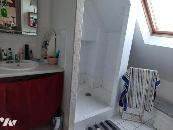 A VENDRE 56 THEIX-NOYALO, bourg de THEIX, maison 3 chambres, jardin 906 m²