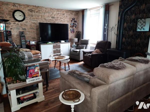 A VENDRE 56 THEIX-NOYALO, bourg de THEIX, maison 3 chambres, jardin 906 m²