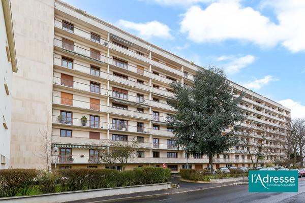 REIMS - RESIDENCE DOM PERIGNON - AV DE PARIS / AV D'EPERNAY