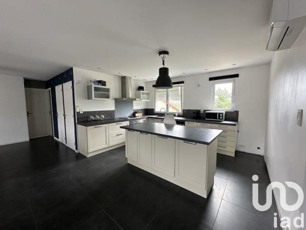 Maison à vendre 4 pièces 102 m² Sainte-Lizaigne