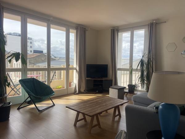 Appartement
                                                                                                                                                                                                                                                                                                                        3 pièce(s)                                                                                                                                                                                                          2 chambre(s)                                                                                                                                                                                                          78.86  m²