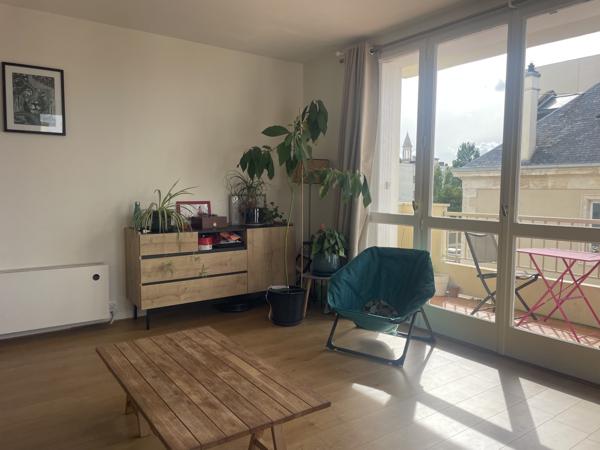 Appartement
                                                                                                                                                                                                                                                                                                                        3 pièce(s)                                                                                                                                                                                                          2 chambre(s)                                                                                                                                                                                                          78.86  m²