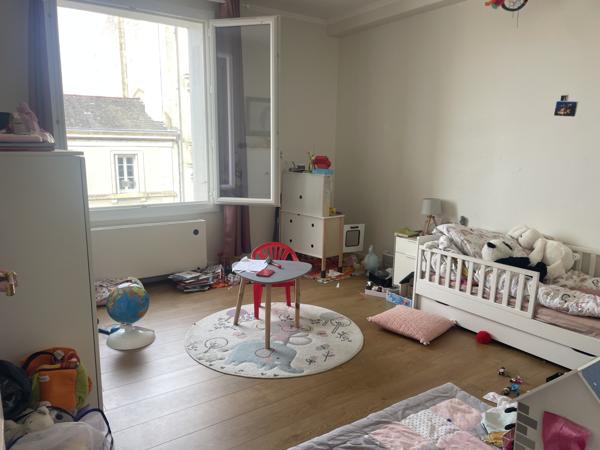 Appartement
                                                                                                                                                                                                                                                                                                                        3 pièce(s)                                                                                                                                                                                                          2 chambre(s)                                                                                                                                                                                                          78.86  m²