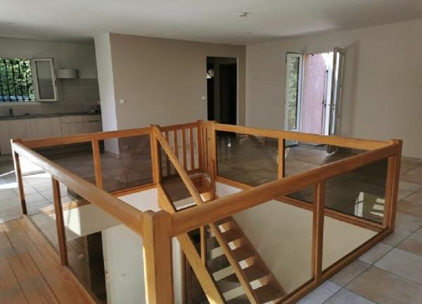 Maison à louer    5 pièces •  Villeneuve-lès-Avignon