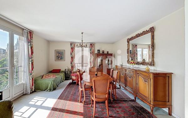 Appartement à vendre    3 pièces • 66,60 m2 Fontainebleau