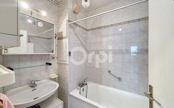 Appartement à vendre    3 pièces • 66,60 m2 Fontainebleau