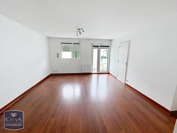 Appartement à louer 2 pièces 60.53m² Auray (56400)