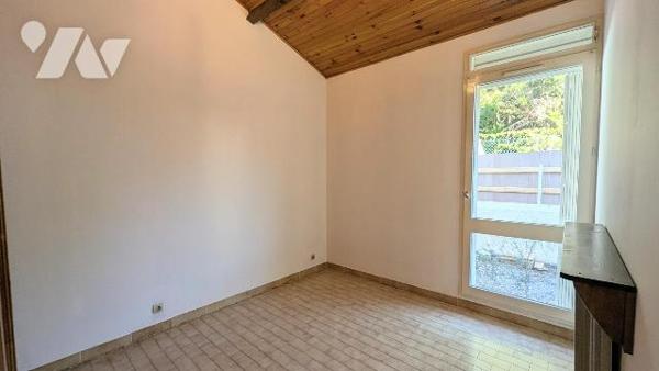Maison mitoyenne 73 m² plain pied T3 plus mezzanine avec extérieur et garage