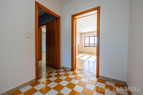 Maison 3 chambres avec jardin, garage et dépendance!