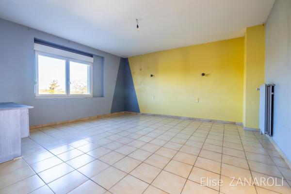 Maison 3 chambres avec jardin, garage et dépendance!