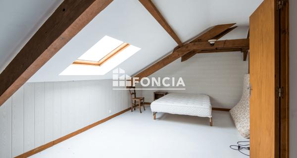À vendre Maison 6 pièces 87 m² - Sauveterre-de-rouergue 12800
