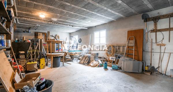 À vendre Maison 6 pièces 87 m² - Sauveterre-de-rouergue 12800