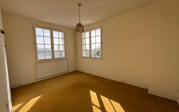 Maison à vendre    8 pièces •  Saint-Georges-d'Oléron