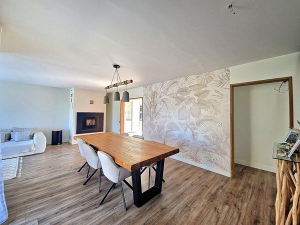 Maison Soeurdres 7 pièce(s) 169 m2