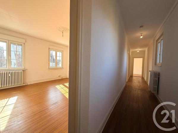 Immeuble à vendre  193 m2 LINGOLSHEIM - 67