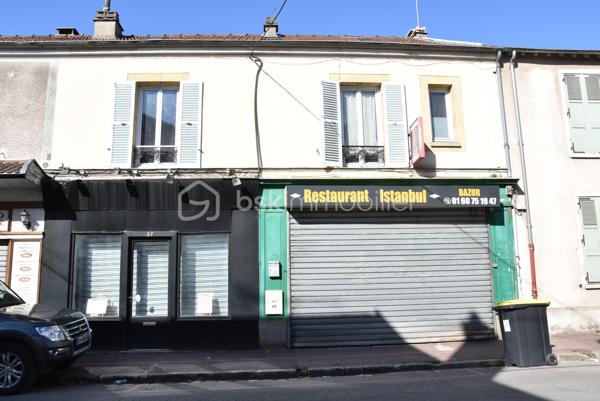 Immeuble de 240 m²