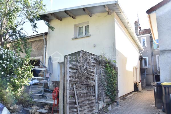 Immeuble de 240 m²