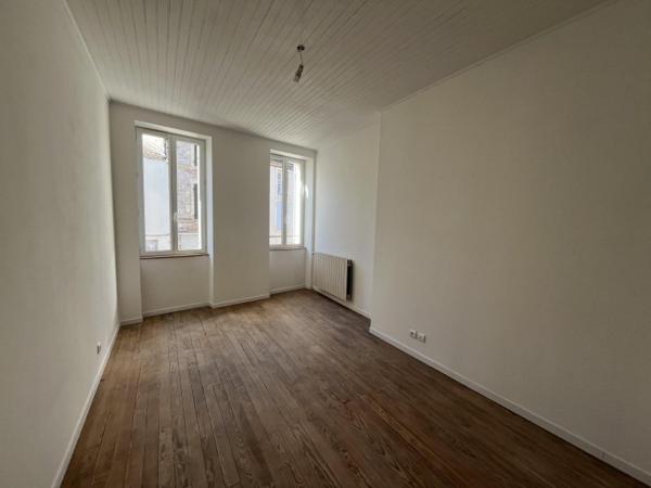 Vente / Maison de ville à Villeneuve-sur-Lot (47300)