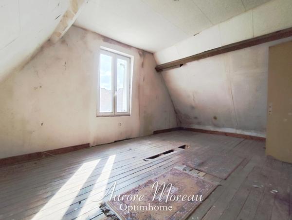 Maison à vendre 6 pièces VAUX ANDIGNY (02)