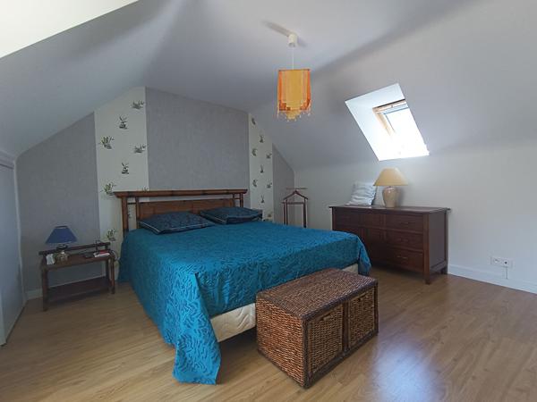 Longère à vendre à Saint Ave 4 chambres située dans un environnement exceptionnel.